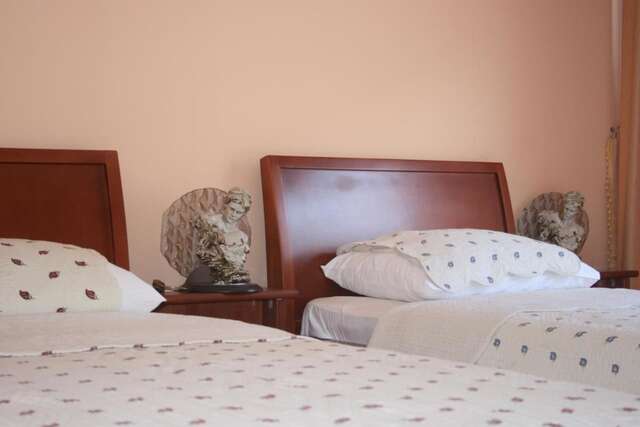 Отель Hotel Bojatours Lux Подгорица-24