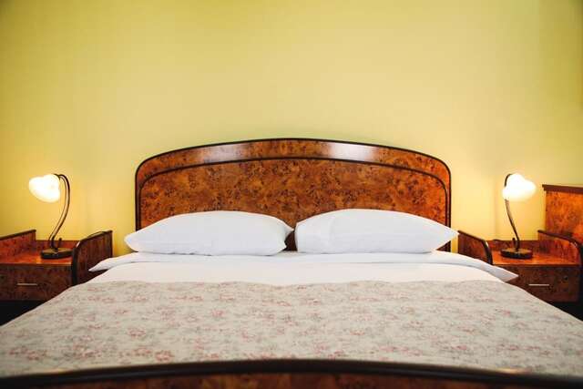 Отель Hotel Bojatours Lux Подгорица-8